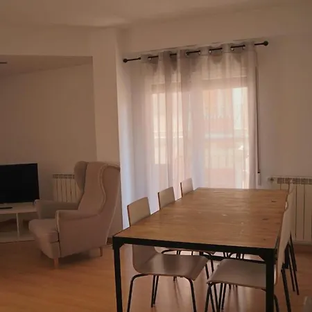 Az El Balcon De Atares Апартаменты Сарагоса