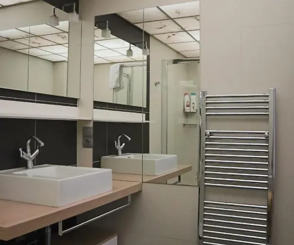 Az El Balcón De Atares Apartamento Saragoça